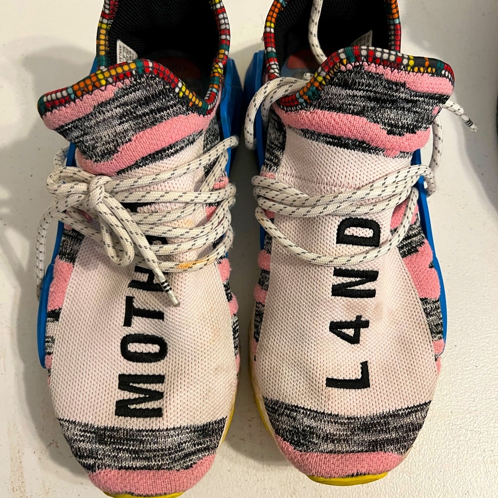 Positively Conscious adidas x Pharrell Williams HU sneakers - 8.5